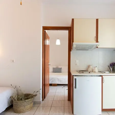 Seafront Glyfada 4 *
