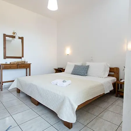 Seafront Glyfada 4 *